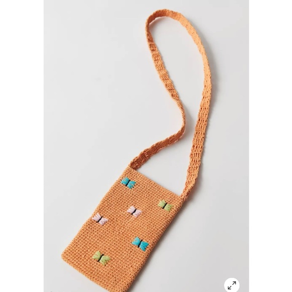 UO-Crochet Small Crossbody Bag - Picture 1 of 6